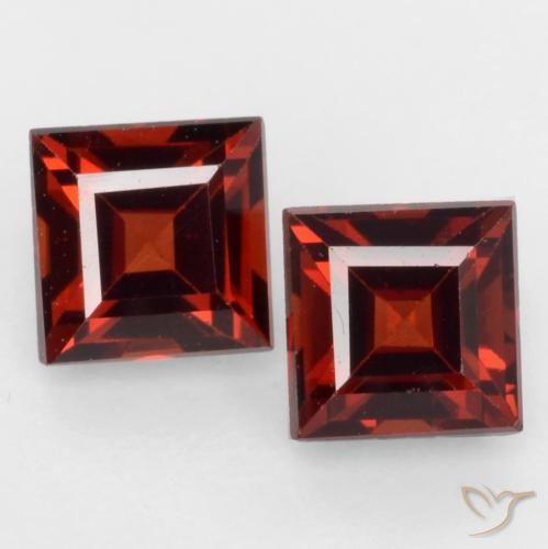 0.92ctw Natural Rojo sangre intenso Granate piropo, Cuadrado, VVS-VS