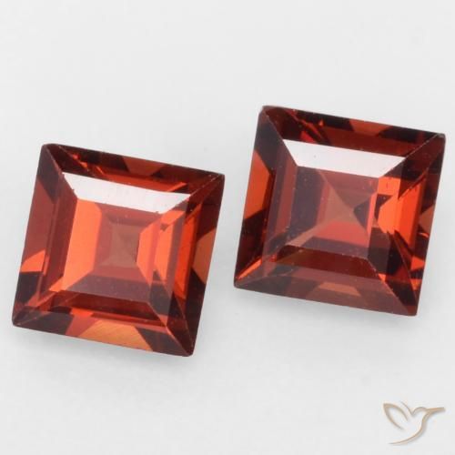 Gemas de Granate piropo Rojo medio natural de 0.93 ct, Cuadrado, VVS-VS