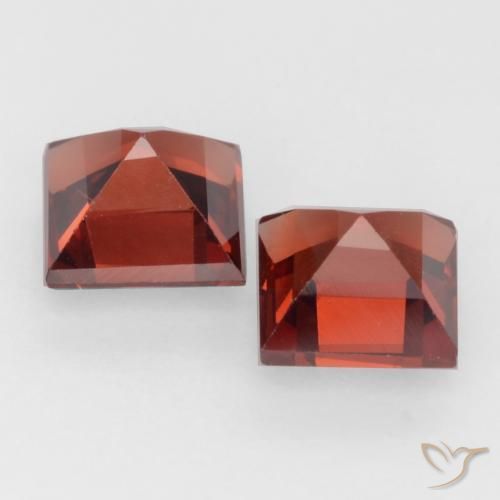 Gemas de Granate piropo Rojo medio natural de 0.94 ct, Cuadrado, VVS-VS