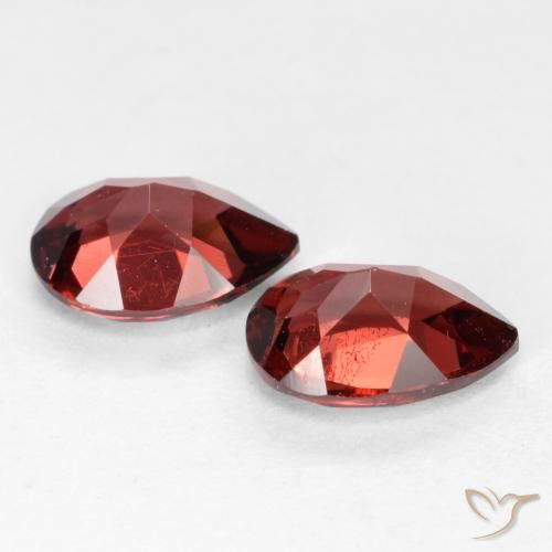 Gemas de Granate piropo Rojo oscuro natural de 1.82 ct, En forma de pera, VS