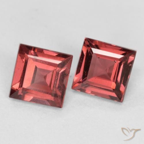 Gemas de Granate piropo Rojo oscuro natural de 0.91 ct, Cuadrado, VS