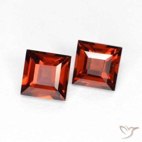 Gemas de Granate piropo Rojo grosella natural de 0.94 ct, Cuadrado, VS
