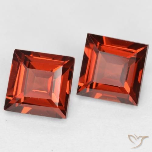 Gemas de Granate piropo Rojo sangría natural de 0.93 ct, Cuadrado, VS