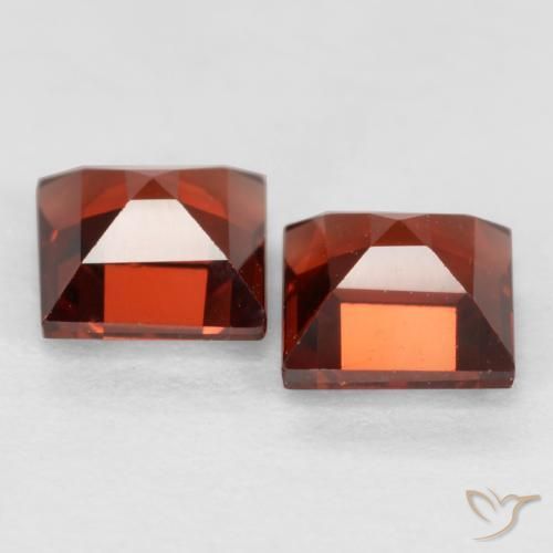 Gemas de Granate piropo Rojo sangría natural de 0.93 ct, Cuadrado, VS