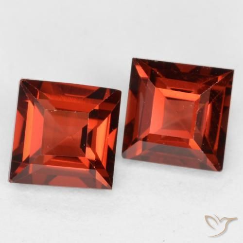 Gemas de Granate piropo Rojo escarlata natural de 0.95 ct, Cuadrado, VS