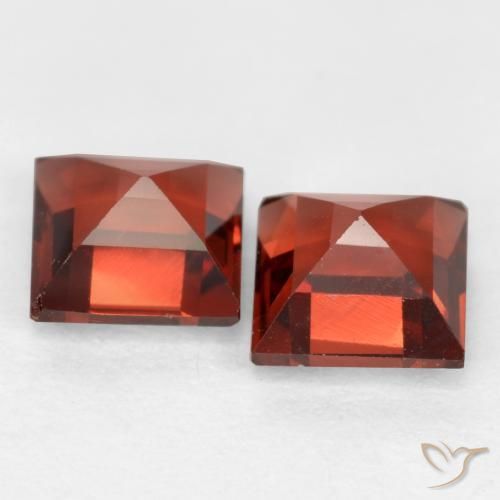Gemas de Granate piropo Rojo escarlata natural de 0.95 ct, Cuadrado, VS