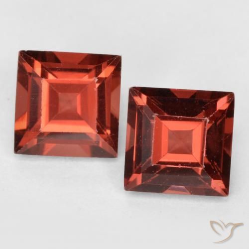 0.89ctw Natural Rojo medio Granate piropo, Cuadrado, VS