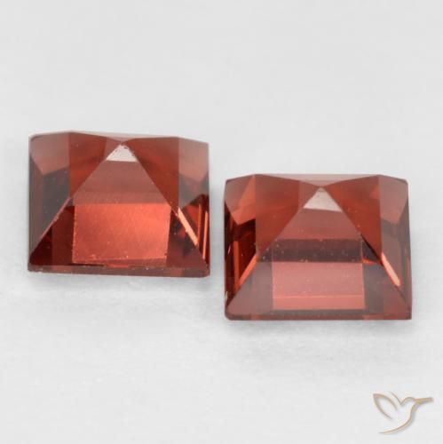 Gemas de Granate piropo Rojo medio natural de 0.89 ct, Cuadrado, VS