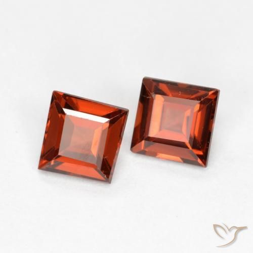 Gemas de Granate piropo Rojo oscuro natural de 0.88 ct, Cuadrado, VS