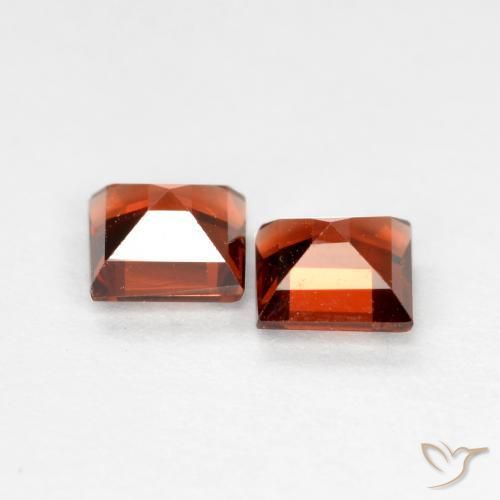 Gemas de Granate piropo Rojo oscuro natural de 0.88 ct, Cuadrado, VS