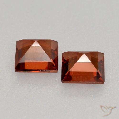 Gemas de Granate piropo Rojo medio natural de 0.88 ct, Cuadrado, VS