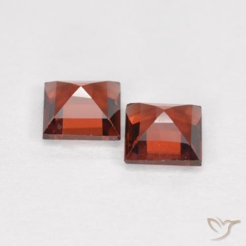 Gemas de Granate piropo Rojo escarlata natural de 0.90 ct, Cuadrado, VS