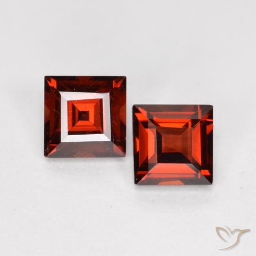 0.94ctw Natural Rojo medio Granate piropo, Cuadrado, VS