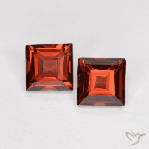 0.90ctw Natural Rojo medio Granate piropo, Cuadrado, VS