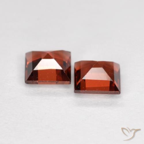 Gemas de Granate piropo Rojo medio natural de 0.90 ct, Cuadrado, VS