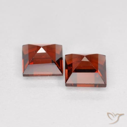 Gemas de Granate piropo Rojo escarlata natural de 1.05 ct, Cuadrado, VS