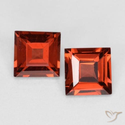 Gemas de Granate piropo Rojo claro natural de 0.87 ct, Cuadrado, VS