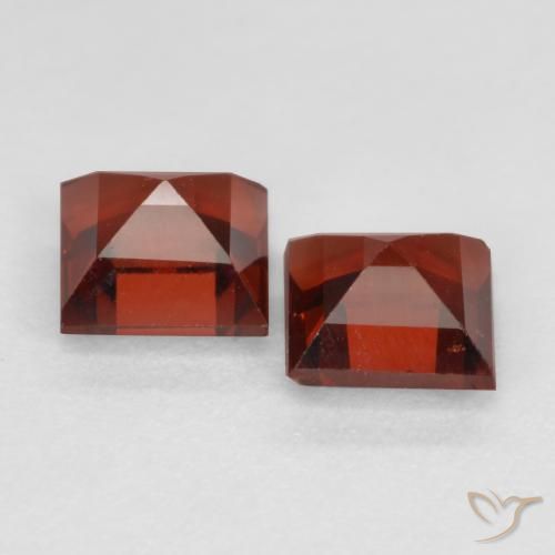 Gemas de Granate piropo Rojo sangría natural de 0.97 ct, Cuadrado, VS