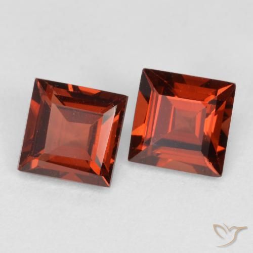 Gemas de Granate piropo Rojo escarlata natural de 0.93 ct, Cuadrado, VS