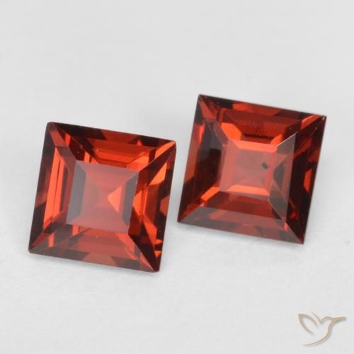 0.89ctw Natural Rojo medio Granate piropo, Cuadrado, VS