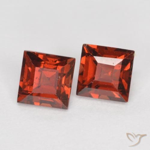 Gemas de Granate piropo Rojo medio natural de 1.04 ct, Cuadrado, VS