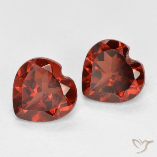 Gemas de Granate piropo Rojo medio natural de 1.16 ct, Corazón, VS