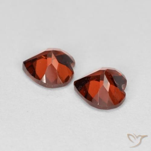 Gemas de Granate piropo Rojo medio natural de 1.22 ct, Corazón, VS