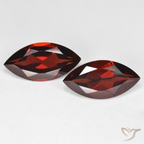 4.09ctw Natural Rojo oscuro Granate piropo, Marquesa, VVS