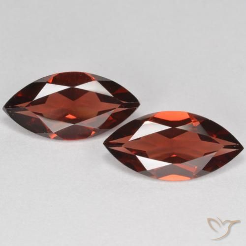 3.81ctw Natural Rojo medio Granate piropo, Marquesa, VVS