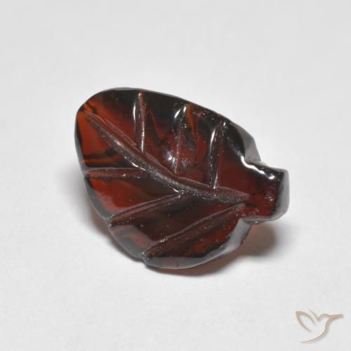 Granate piropo Rojo oscuro natural de 3.64 ct, Elegante, Transparente