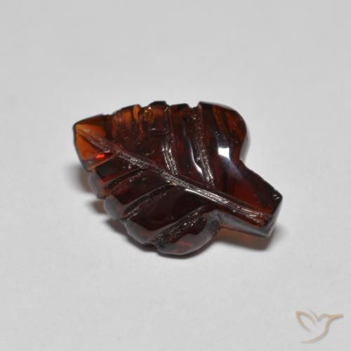 Granate piropo Rojo oscuro natural de 3.07 ct, Elegante, Transparente