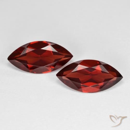 3.95ctw Natural Rojo medio Granate piropo, Marquesa, VVS-VS