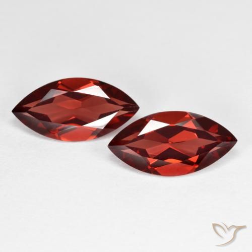 4.23ctw Natural Rojo oscuro Granate piropo, Marquesa, VVS-VS
