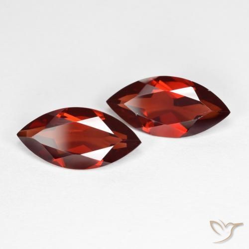 Gemas de Granate piropo Rojo medio natural de 3.32 ct, Marquesa, VS