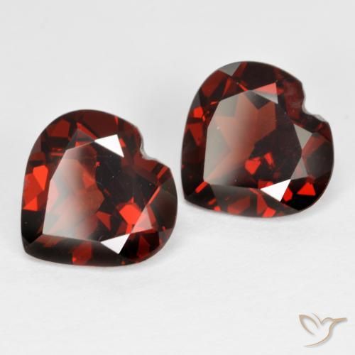Gemas de Granate piropo Rojo oscuro natural de 3.82 ct, Corazón, VS