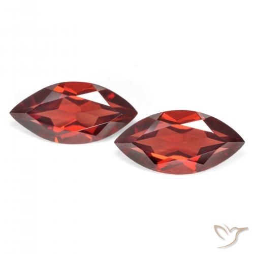 4.00ctw Natural Rojo medio Granate piropo, Marquesa, VVS-VS