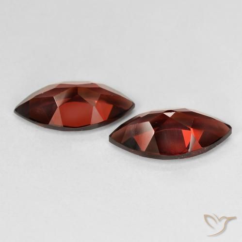 Gemas de Granate piropo Rojo medio natural de 4.37 ct, Marquesa, VVS-VS