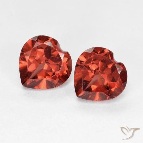 1.31ctw Natural Rojo medio Granate piropo, Corazón, VVS-VS