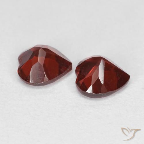 Gemas de Granate piropo Rojo sangría natural de 1.18 ct, Corazón, VVS-VS