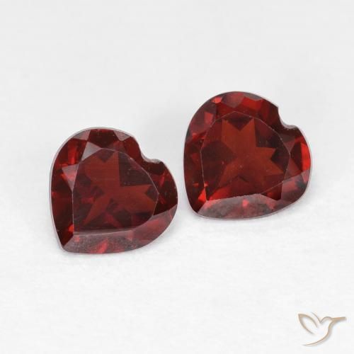Gemas de Granate piropo Rojo sangre natural de 1.04 ct, Corazón, VVS-VS