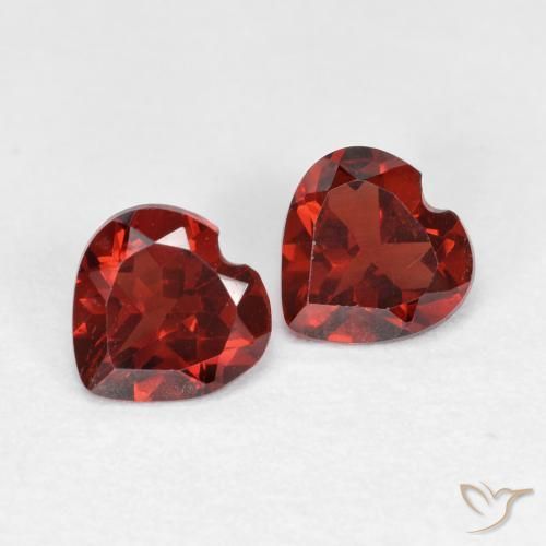 Gemas de Granate piropo Rojo sangría natural de 0.99 ct, Corazón, VVS-VS
