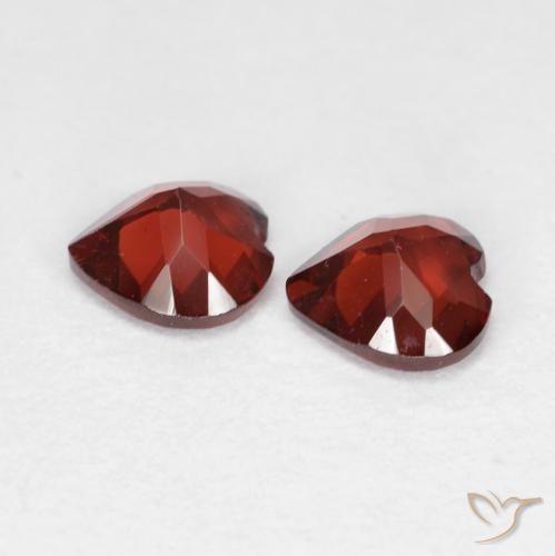 Gemas de Granate piropo Rojo sangría natural de 0.99 ct, Corazón, VVS-VS