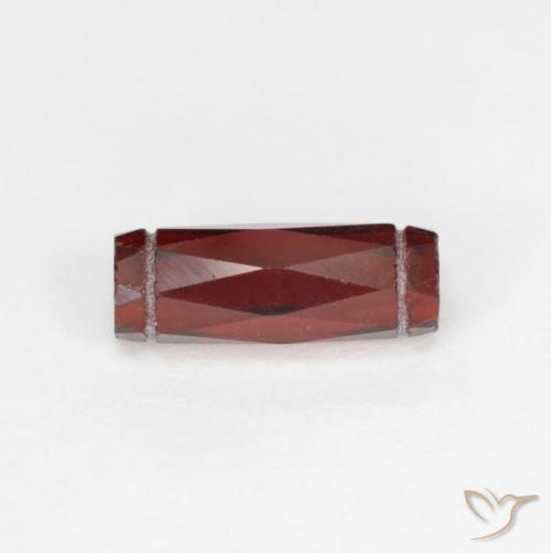 Granate piropo Rojo oscuro natural de 1.38 ct, Elegante, VS