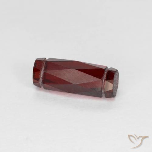 Granate piropo Rojo oscuro natural de 1.30 ct, Elegante, VS
