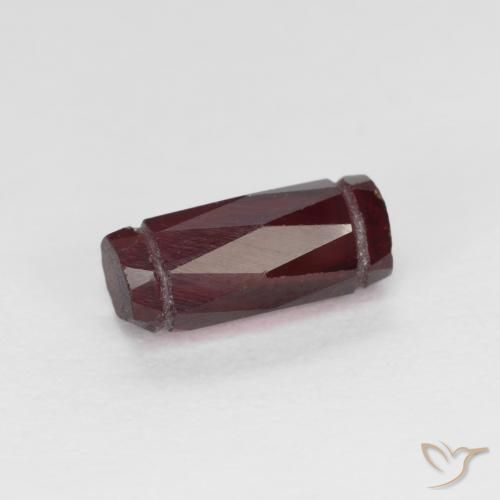 Granate piropo Rojo sangría natural de 1.88 ct, Elegante, VS