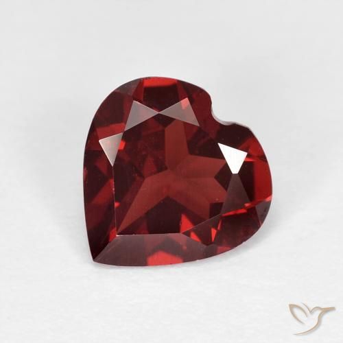 Granate piropo Rojo medio natural de 1.70 ct, Corazón, VVS