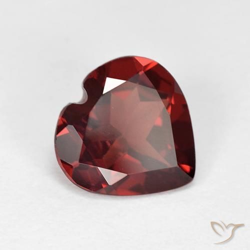 Granate piropo Rojo sangría natural de 1.72 ct, Corazón, VVS
