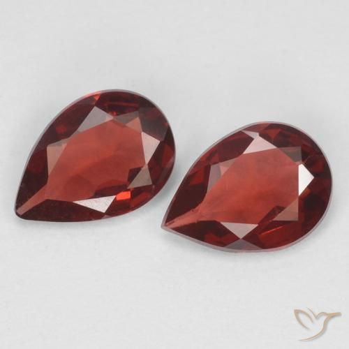 1.18ctw Natural Rojo sangre intenso Granate piropo, En forma de pera, VVS-VS