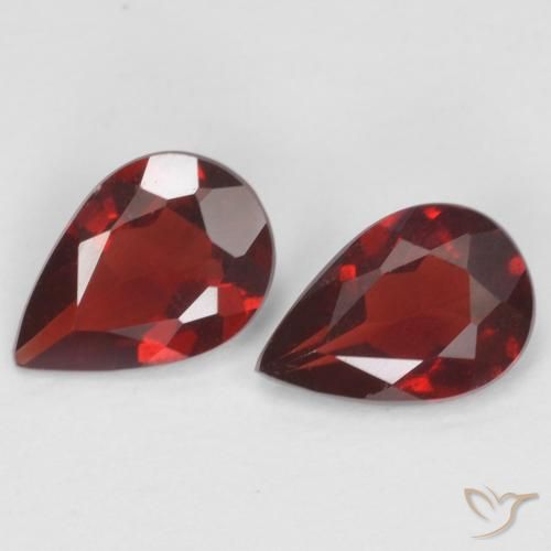 Gemas de Granate piropo Rojo oscuro natural de 1.23 ct, En forma de pera, VVS-VS