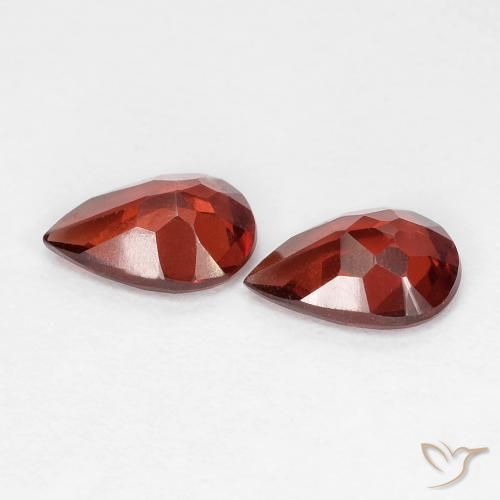 Gemas de Granate piropo Rojo oscuro natural de 1.32 ct, En forma de pera, VVS-VS